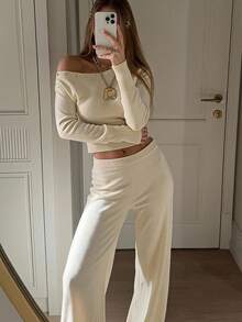 SHEIN EZwear 女款素色鈕扣設計不對稱領長袖毛衣與針織長褲休閒套裝 - 卡其色 - 查看 3
