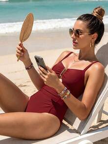 SHEIN Swim 2026春夏女士可调节加粗肩带U型金属装饰优雅修身连体比基尼泳衣，酒红色 - 酒紅色 - 查看 3