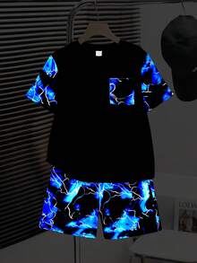 SHEIN 两件套儿童/青少年男童休闲舒适夜光图案套头短袖T恤和直筒宽松短裤运动套装，适合春夏季节、郊游、情人节、约会、旅行、度假、家庭聚会、返校、婚礼、晚宴、运动、生日派对等场合。 - 黑色 - 查看 5