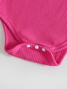 SHEIN Playful Pals 女嬰假日風紋理布料短袖上衣+短褲+吊帶連身衣3件套 - 玫紅色 - 查看 5