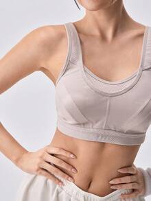Loungeista WINGSLOVE Plus Size Women High Impact Sports Bra, Wireless & Unpadded Full Coverage, Wide Strap & U-Back Design, Breathable & Comfortable For Running, Gym Workout - Grey - View 5