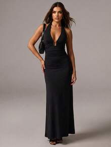 Avenya Vestido ajustado de unicolor con escote halter y espalda descubierta con abertura - Negro - Ver 5