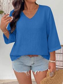 EMERY ROSE Plus Size Versatile Linen Textured V-Neck Floral Blouse - Blue - View 3