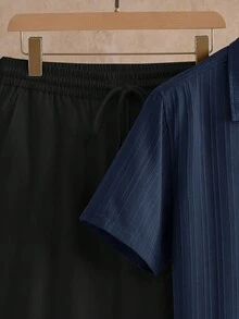 HIMLAND 2件組男士夏季休閒通勤戶外聚會紋理領短袖襯衫套裝 - 彩色 - 查看 4