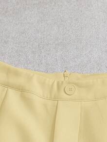 Franclia Fashionable Yellow Mini Shorts For Women Casual Plain Woven Fabric With Ruffle Detail - Yellow - View 5