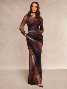 SHEIN Tall CURVE 棕色扎染印花网纱圆领长袖连衣裙，腰部褶皱设计凸显女性魅力。优雅迷人，百搭实用，适合各种场合，例如约会、婚礼季、鸡尾酒会、浪漫派对/约会、晚礼服、日夜皆宜的连衣裙、伴娘礼服、时尚优雅的派对礼服、正式着装等。 - 彩色 - 查看 7