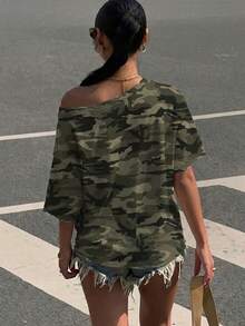 SHEIN EZwear Streetwear Minimalist Army Green Camouflage Full Print Pattern Cold Shoulder Dropped Shoulder Short Sleeve Women's T-Shirt Spring Summer Night - Multicolor - View 2