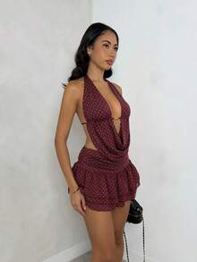 SHEIN Glamour 女款白色波點夏季休閒 70 年代復古度假派對之夜度假兩件套，掛脖 V 領露背迷你裙生日穿搭 - 彩色 - 查看 4