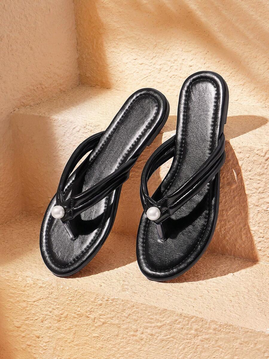 HighSole 女款珍珠圓頭平底優雅夏季黑色鞋面夾腳拖鞋 - 黑色 - 查看 1