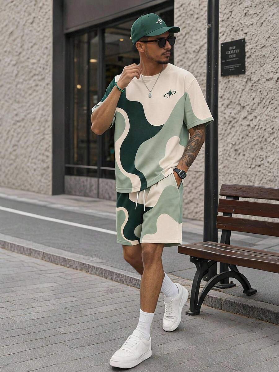 Sorvial Men's Wave Print T-Shirt And Shorts Casual Set, Suitable For Summer - Green - View 1