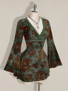 SHEIN ICON Y2K鄉村風復古女款秋季波希米亞優雅外出早午餐日常穿搭天鵝絨隨機印花V領蕾絲飾邊長袖洋裝 綠色 - 綠色 - 查看 12
