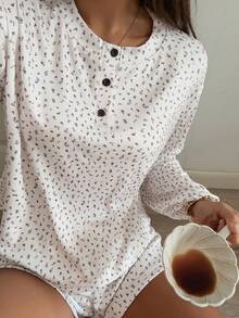 DAZY Women's All-Over Print Round Neck Long Sleeve Top And Shorts Casual Daily Home Sleepwear Set - White - View 5