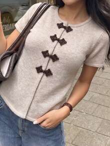 SHEIN PariChic 女款中式美式針織上衣 夏季手工盤扣優雅法式短袖 米色 適合早午餐、辦公室、茶會 - 淺灰色 - 查看 6