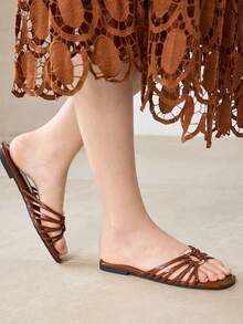 MOTF PREMIUM WOMEN'S SQUARE-TOED OPEN-TOED SANDALS, METAL-TRIMMED MULTI-BELT DESIGN FLAT SLIPPERS, CASUAL AND COMFORTABLE SUMMER BEACH AND DAILY WEAR - Brown - View 6