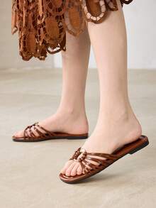 MOTF PREMIUM WOMEN'S SQUARE-TOED OPEN-TOED SANDALS, METAL-TRIMMED MULTI-BELT DESIGN FLAT SLIPPERS, CASUAL AND COMFORTABLE SUMMER BEACH AND DAILY WEAR - Brown - View 5