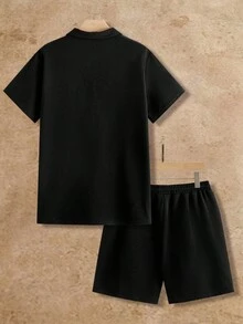 HIMLAND 男士純色短袖休閒 Polo 衫與抽繩腰短褲休閒套裝 - 黑色 - 查看 2