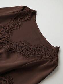 SHEIN Raffinéa 女款優雅法式蕾絲拼接夏季緞面不對稱下擺短袖襯衫 - 鏽棕色 - 查看 3