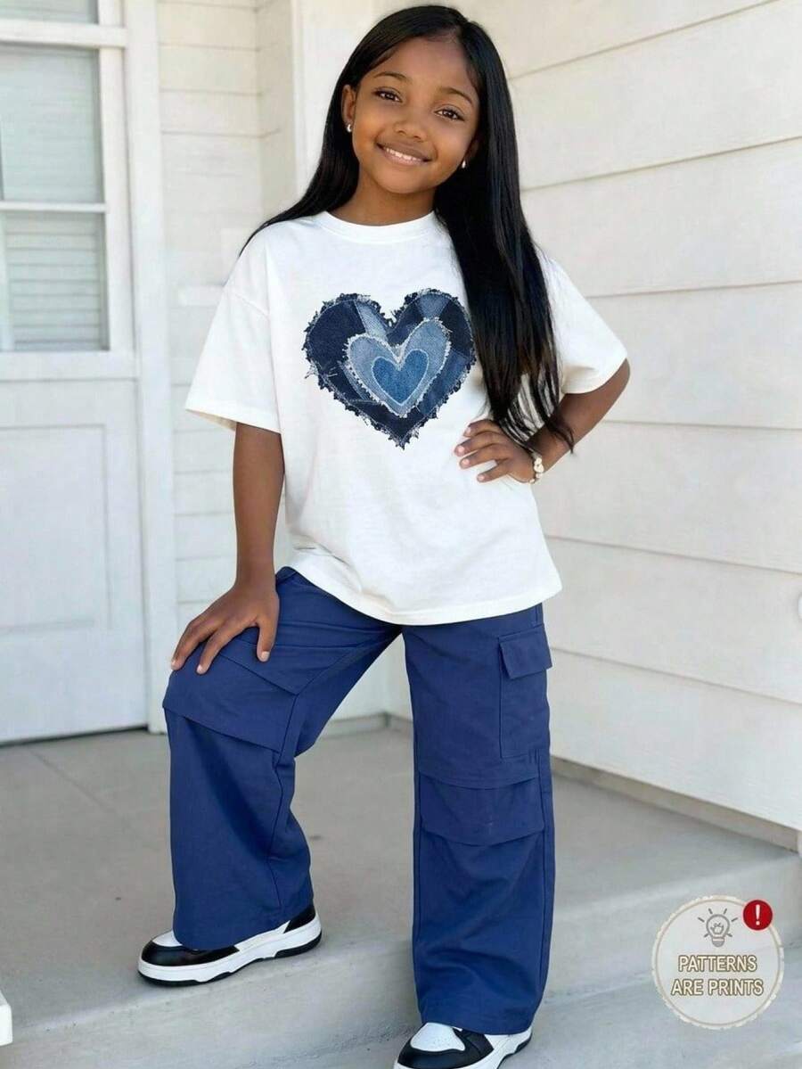 SHEIN Casuvi Kids 2件組青少年女孩夏季休閒T恤套裝，仿牛仔拼接印花圖案裝飾圓領短袖T恤與工裝長褲，適合春夏時尚穿搭