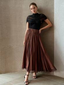 MOTF PREMIUM MINIMALIST CONTRAST MESH SHEER PLEATED T-SHIRT - Black - View 7
