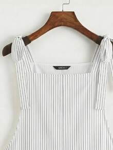 SHEIN Essnce 女款條紋打結肩帶口袋吊帶短褲 - 彩色 - 查看 4