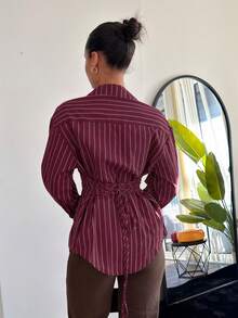 leahseptember 女士新款长袖衬衫，酒红色条纹缎面衬衫，浪漫休闲百搭修身衬衫 - 酒紅色 - 查看 6