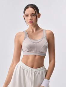 Loungeista WINGSLOVE Plus Size Women High Impact Sports Bra, Wireless & Unpadded Full Coverage, Wide Strap & U-Back Design, Breathable & Comfortable For Running, Gym Workout - Grey - View 1