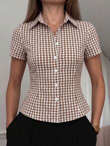 SHEIN EZwear Women's Elegant Preppy Sexy Casual Summer White And Brown Gingham Plaid Short Sleeve Button Down Shirt, Slim Fit Peplum Hem Collared Blouse, Brunch - Brown - View 5