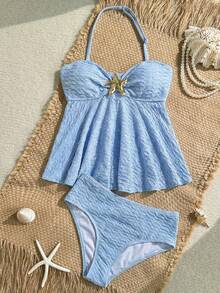 SHEIN Conjunto de bikini con tirantes de espagueti, volantes y decoración de estrellas de mar metálicas en color azul sólido para adolescentes, ideal para vacaciones y playa - Azul - Ver 4