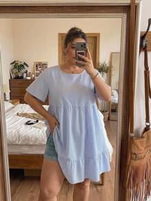 SHEIN CURVE+ 大尺碼女款淺藍色娃娃裙，適合四季度假、夏季波希米亞風、傳統街頭風、婚禮賓客穿著 - 藍色 - 查看 9