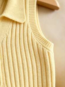 SHEIN Franclia Top de punto elegante con cuello de solapa amarillo claro, multifuncional y de moda minimalista para mujer, suéter de punto sin mangas, top de verano amarillo, chaqueta de punto amarilla, camiseta de tirantes para mujer, top de tela de punto amarilla, top para mujer, top de punto para mujer, último top de punto para mujer, top de tirantes novedoso para mujer - Amarillo - Ver 4