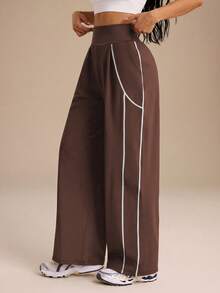 SHEIN Sports Celana Olahraga Wanita Motif Garis-Garis dengan Blok Warna dan Lipatan serta Kantong - Coffee Brown - View 6