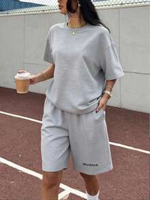 Muchica Conjunto casual de 2 piezas de top de manga corta de cuello redondo y pantalones cortos de unicolor para mujer - Gris Claro - Ver 3