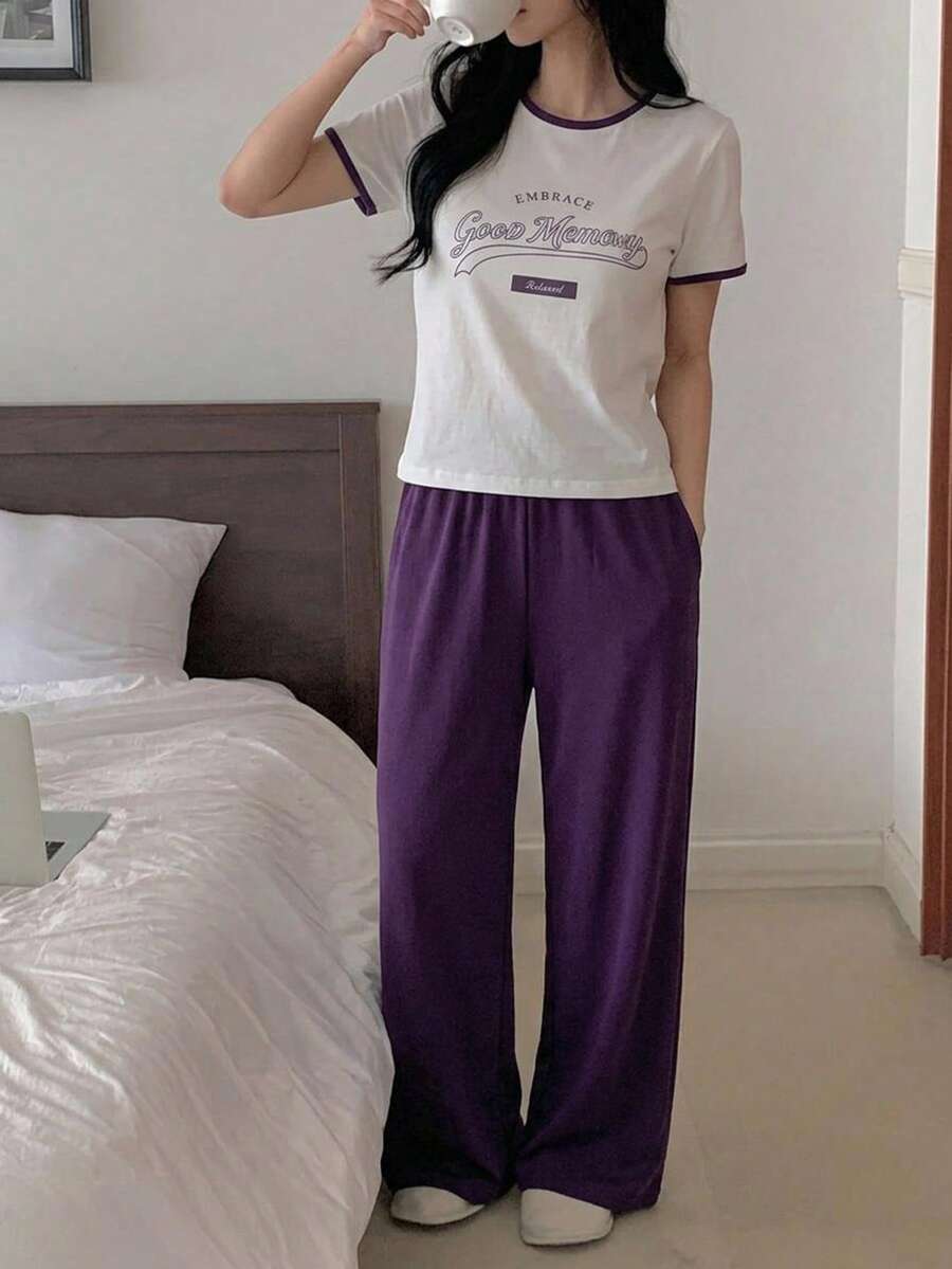 DAZY Set pigiama da donna 2 pezzi con bordi a contrasto, girocollo, maglietta a maniche corte con stampa e pantaloni da casa con vita elastica - Bianco - Visualizzare 1