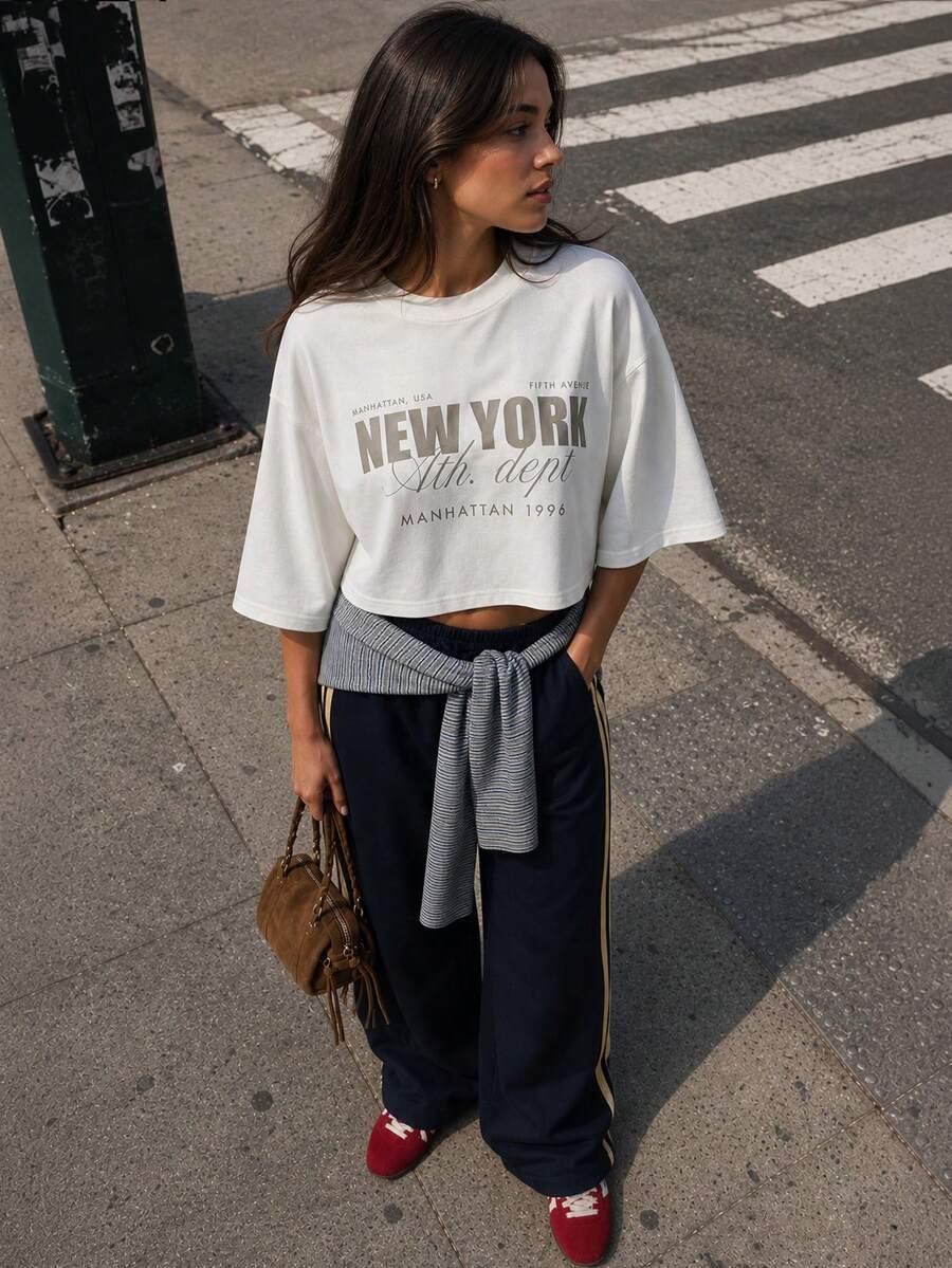 MISSGUIDED 寬鬆短版紐約市印花圓領圖案T恤,適合休閒日常穿著 - 白色 - 查看 1