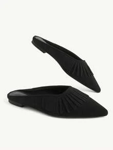 CUCCOO CHICEST Sepatu mules hitam klasik dengan ujung tertutup. - Hitam - View 5