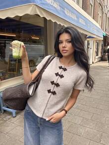 SHEIN PariChic 女款中式美式針織上衣 夏季手工盤扣優雅法式短袖 米色 適合早午餐、辦公室、茶會 - 淺灰色 - 查看 4