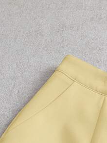 Franclia Fashionable Yellow Mini Shorts For Women Casual Plain Woven Fabric With Ruffle Detail - Yellow - View 4