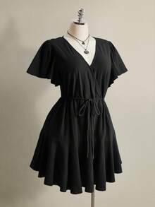 SHEIN ICON 女款大尺碼簡約休閒傳統百搭綁帶優雅洋裝，黑色夏季度假早午餐正式場合適用 - 黑色 - 查看 5