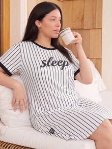Doze Lane Contrast Color Striped Print Round Neck Pullover Short Sleeve Plus Size Nightgown - Black and White - View 3