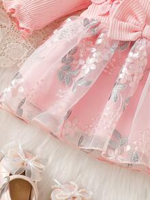 SHEIN Conjunto de 2 piezas para bebé niña, vestido acanalado dulce con bordado, lazo y empalme de malla - Rosa - Ver 7