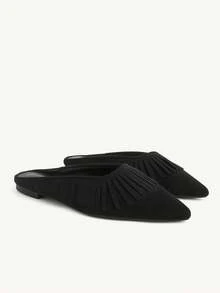 CUCCOO CHICEST Sepatu mules hitam klasik dengan ujung tertutup. - Hitam - View 2