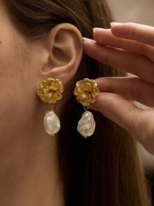 Opalesca 1 Pair Fashionable & Unique Pearl Decorated Earrings For Women, Versatile,Outfits,Old Money,Wedding/Bridal Accessories,Western Jewelry,Fairycore/Fairy,Pearl,Fall/Autumn/Winter,For Mom/Women/Girl/Mother,Elegant - Gold - View 2