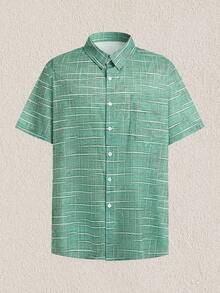 Mercer Haus Vintage Geometric Texture Digital Print Men's Plus Size Loose Fit Lightweight Polyester Button Pocket Short Sleeve Shirt - Green - View 5