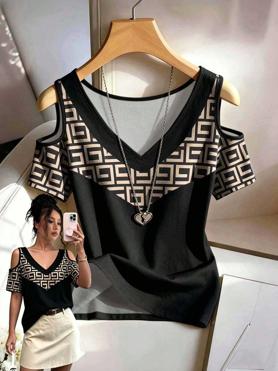 SHEIN Elenzya 女款不對稱圖案撞色露肩V領上衣,休閒舒適V領露肩上衣,適合日常休閒穿著 - 彩色 - 查看 1