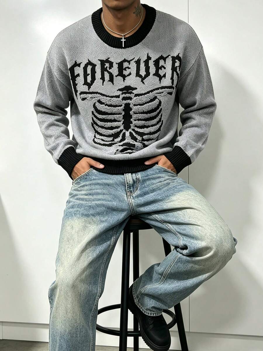Manfinity Roughcore Suéter casual de uso diario para hombre con cuello redondo, gráfico de letras y bloques de color - Gris Oscuro - Ver 1