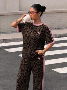 Women Two-Piece Outfits - 不同顏色的11 - 查看 4