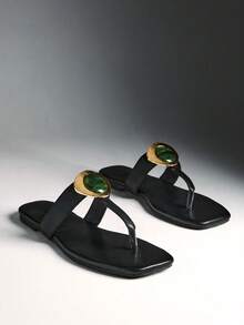 Solezae 华丽女士黑色人造革PU宝石装饰方头平底凉拖鞋，舒适时尚，适合春夏度假沙滩穿着。 - 黑色 - 查看 4