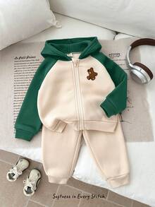 Cozy Pixies 男嬰卡通圖案對比色長袖秋冬夾克彈性腰長褲2件套，保暖內裡加厚，適合冬季 - 彩色 - 查看 5