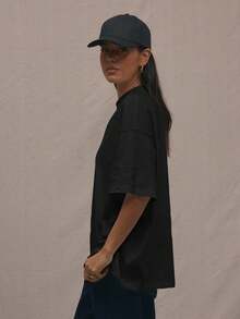 MUSERA Logo 圓領寬鬆大尺寸 T-shirt 休閒 機場 度假 返校季 優雅 春夏 - 黑色 - 查看 2