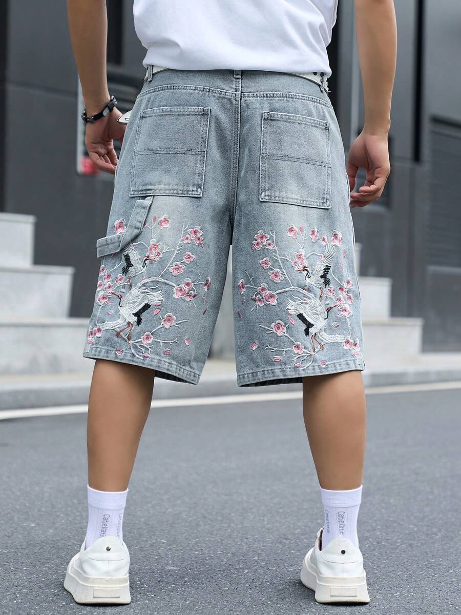 Manfinity EMRG 男士街頭風休閒刺繡藍色牛仔短褲